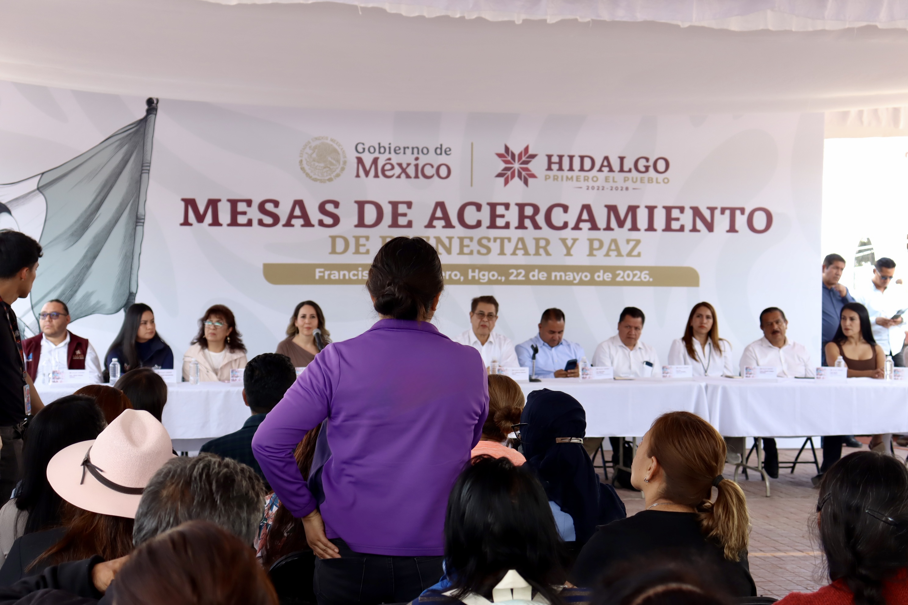 Tras participar en Mesas de Acercamiento de Bienestar y Paz, una madre logró reunirse con su hijo menor de edad